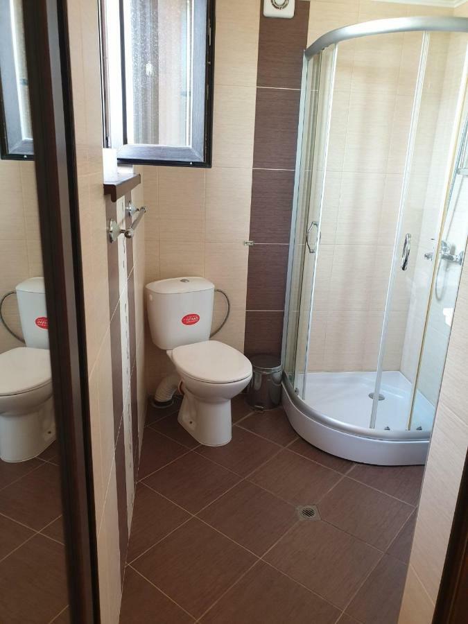 Къща За Гости Луксия Hotel Sukhache Bagian luar foto