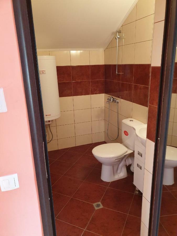 Къща За Гости Луксия Hotel Sukhache Bagian luar foto